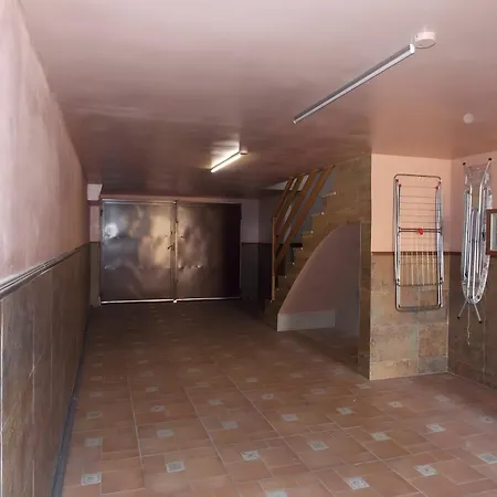 Holiday home Adosado Con Piscina Y Parking