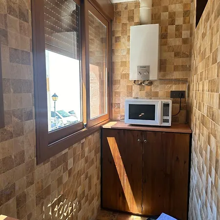 Holiday home Adosado Con Piscina Y Parking